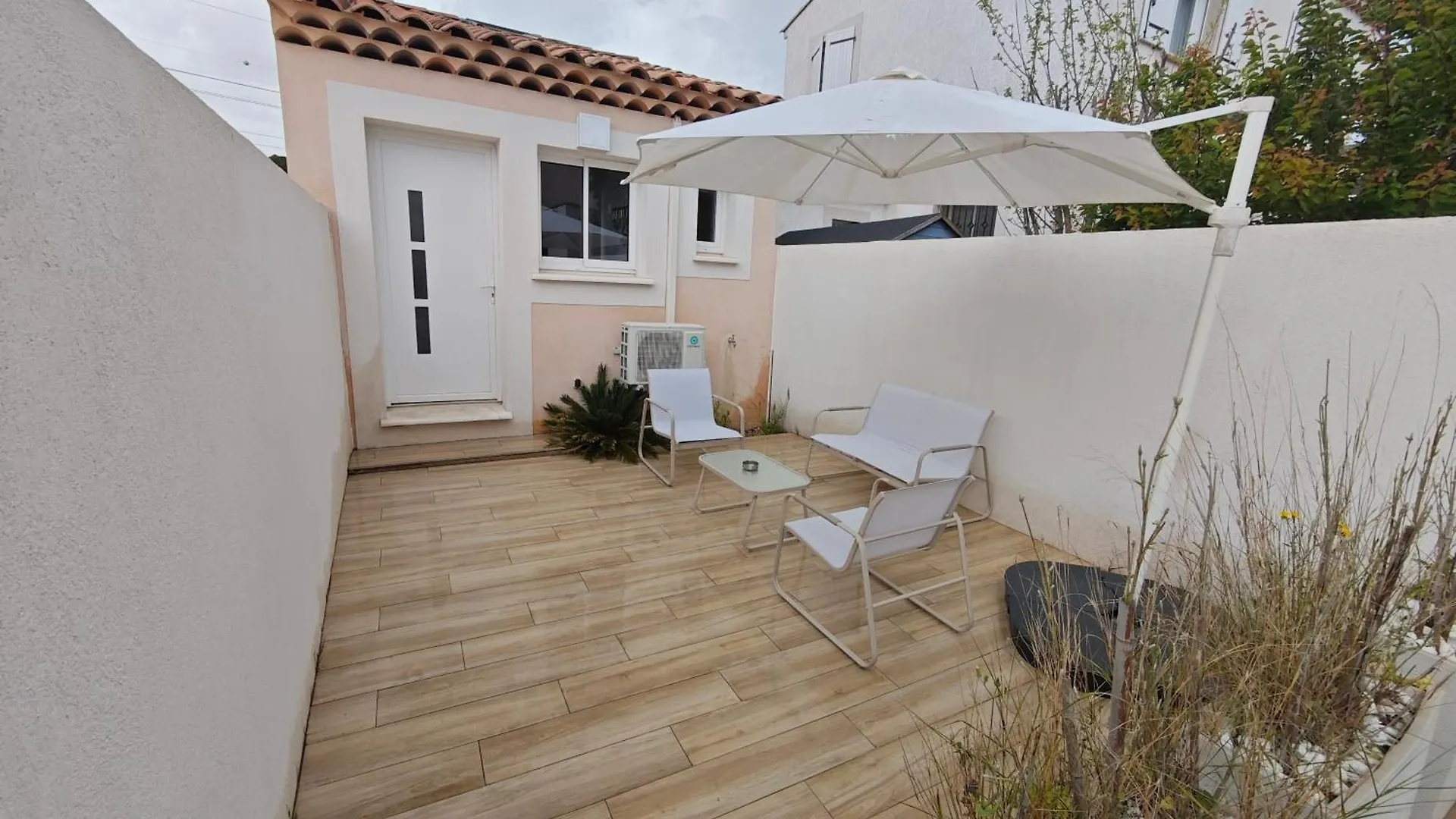 Coquet Studio Port-de-Bouc Appartement